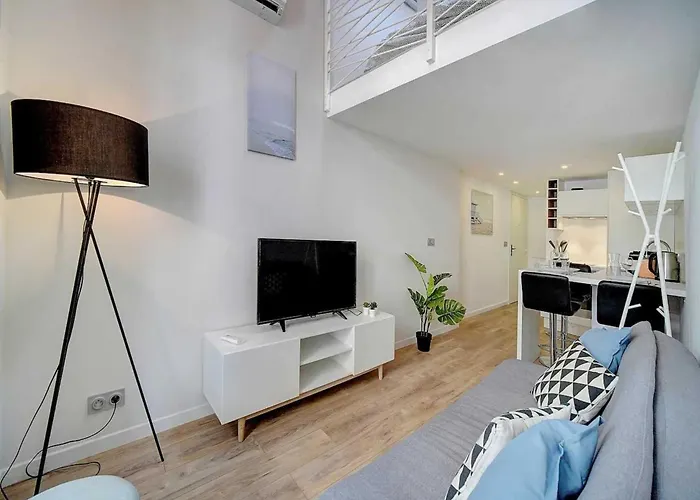 Daire Bright Duplex - Centre - Mobility Lease