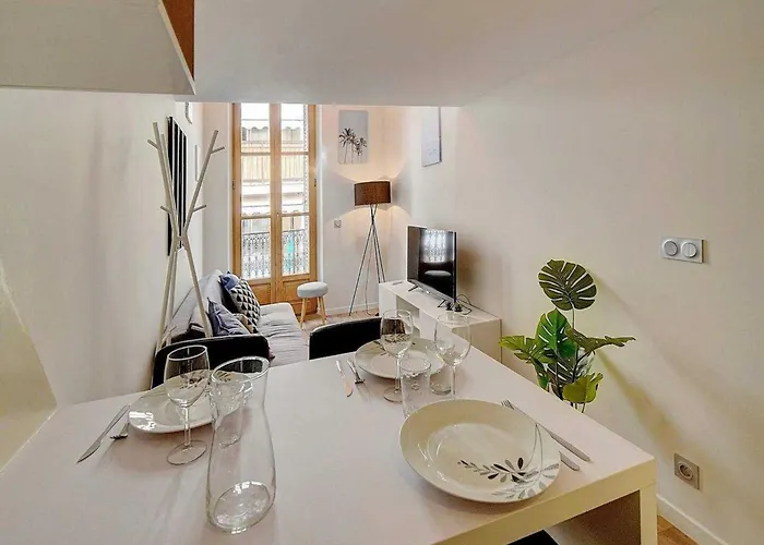 Bright Duplex - Centre - Mobility Lease *