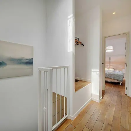 Bright Duplex - Centre - Mobility Lease Apartman *